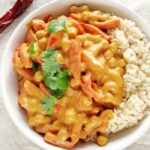 Curry z ciecierzycą i papryką – fit, wegańskie