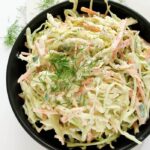 Coleslaw wegański – fit surówka z kapusty i marchewki