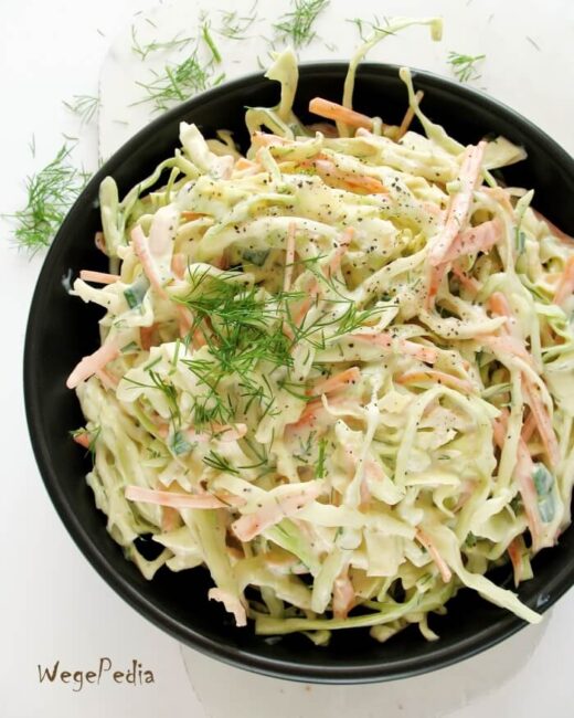 Coleslaw wegański - fit surówka z kapusty i marchewki