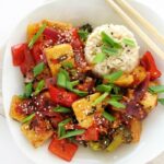 Smażone tofu z warzywami po chińsku, fit, na ostro